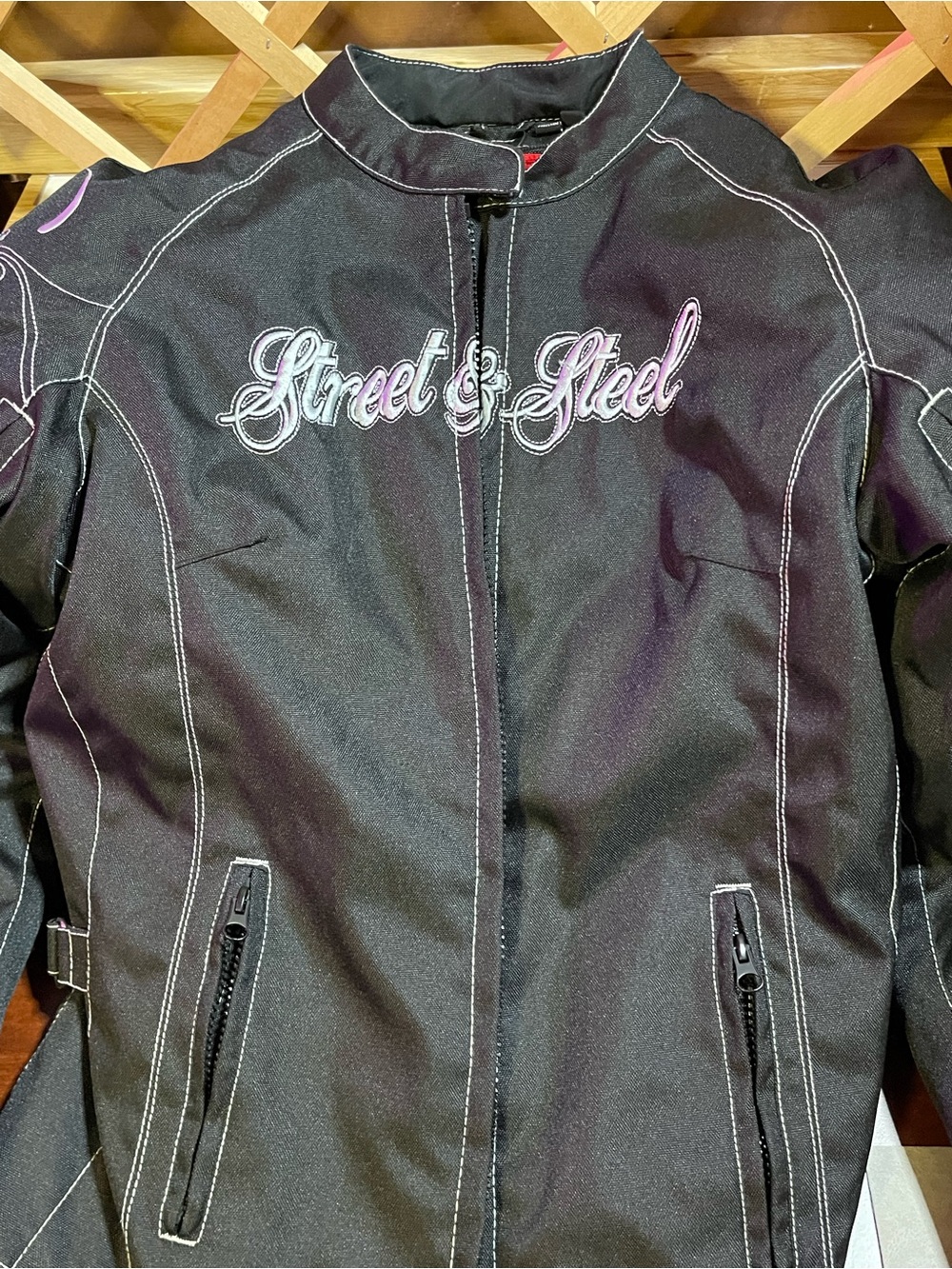 NWOT Women’s Sz M “Street & Steel Heartthrob”Motorcycle Riding Jacket /Pristine/ - Picture 9 of 16